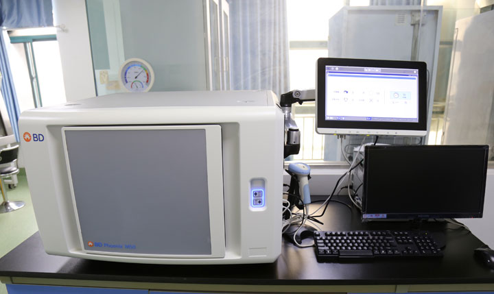 WALK-40SI全自动微生物鉴定与药敏分析系统.jpg