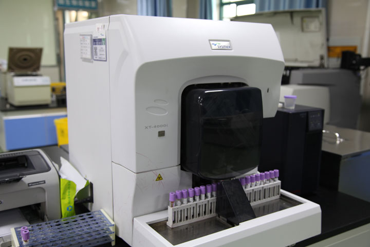 日本Sysmex.XT—4000i全自动五类血细胞分析仪.jpg